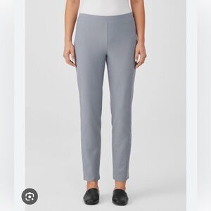 Eileen Fisher Light Gray Knit Pants. Washable Stretch Crepe Slim Pant